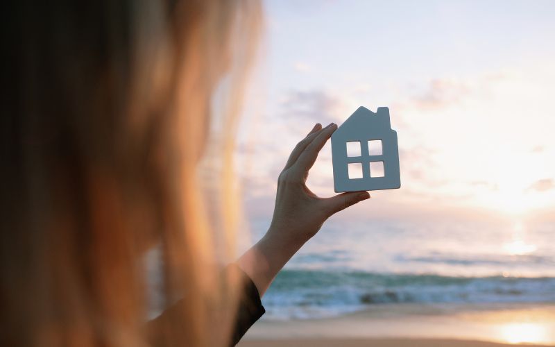 Casa sicura durante le vacanze: consigli utili per partire senza pensieri